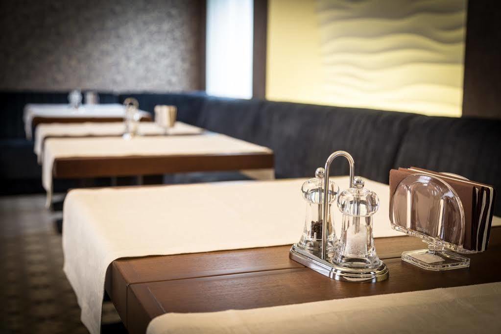 De Volan Boutique Hotel Odessa Dış mekan fotoğraf
